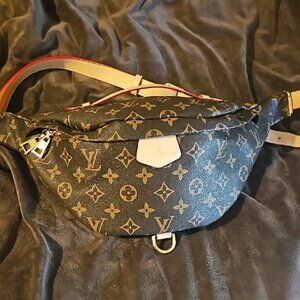 Louis Vuitton Bumbag Brown Monogram Canvas Messenger Bag